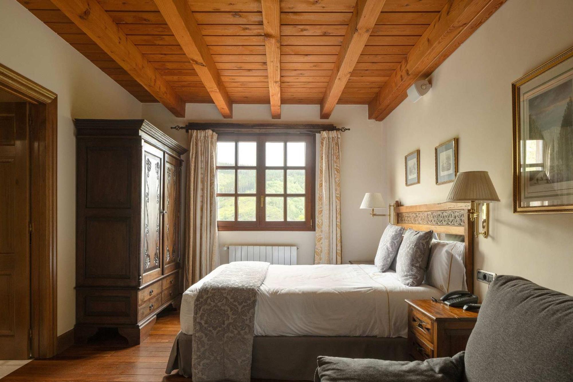 Hotel & Spa Etxegana Zeanuri Екстер'єр фото